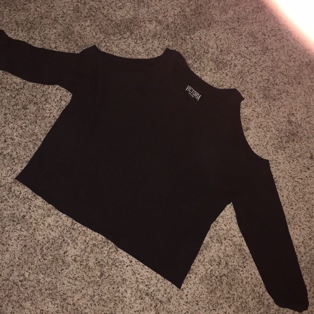 Victoria Secret Sport cold shoulder sweat shirt